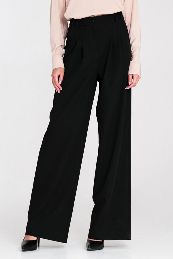 Women trousers model 219776